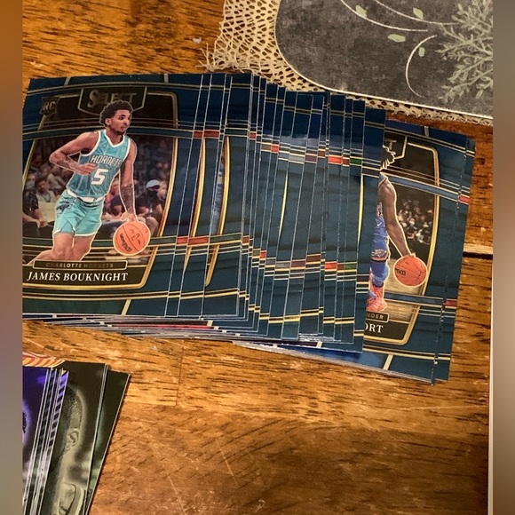 OVER 200 VARIOUS NBA ROOKIE AND NON ROOKIE CARDS FLUX SELECT NBAHOOPS PRIZM - Picture 4 of 9